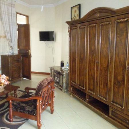 Snow View Hotel Boma la Ngombe ภายนอก รูปภาพ