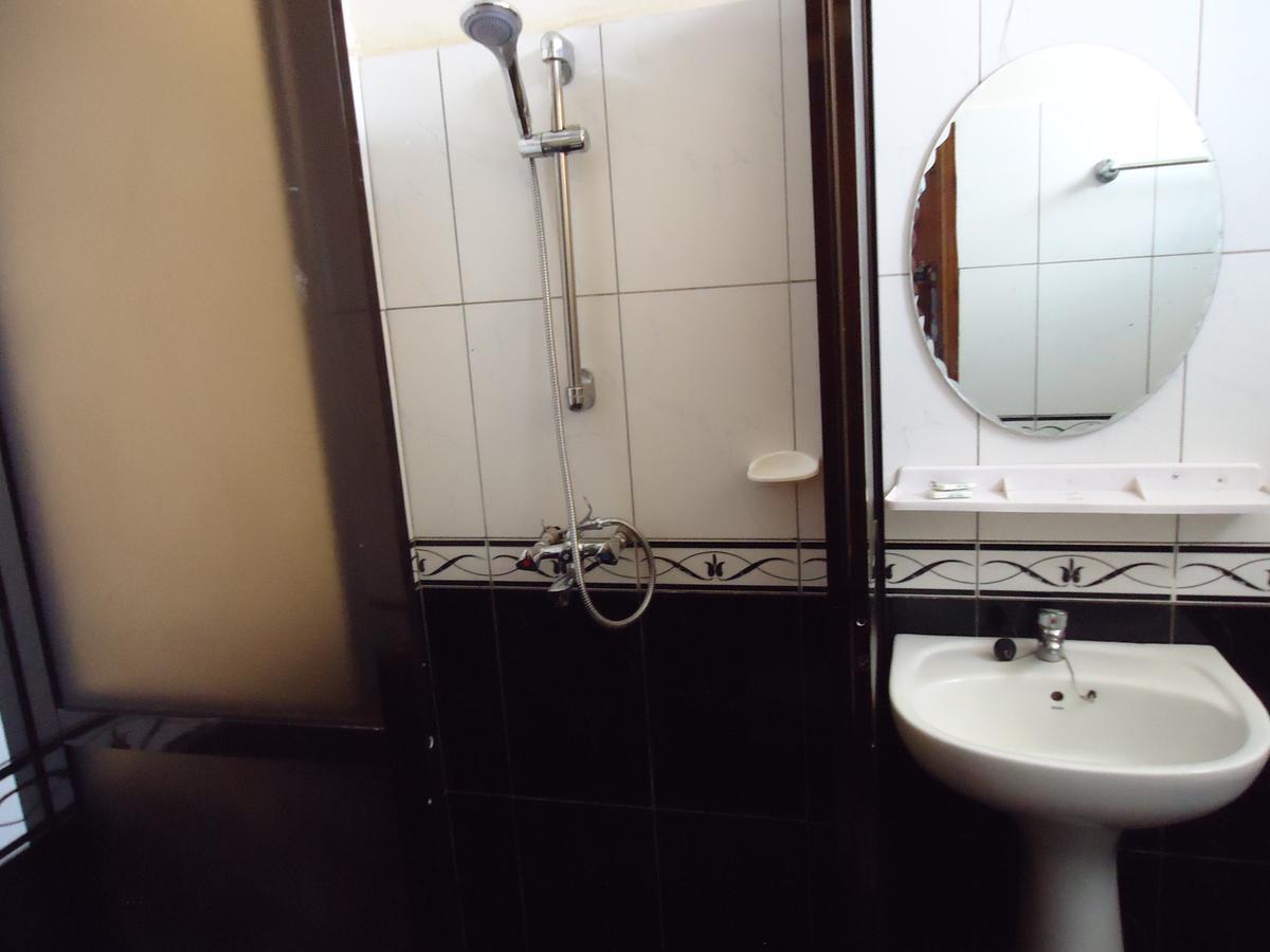 Snow View Hotel Boma la Ngombe ภายนอก รูปภาพ