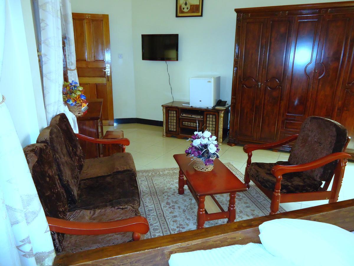 Snow View Hotel Boma la Ngombe ภายนอก รูปภาพ