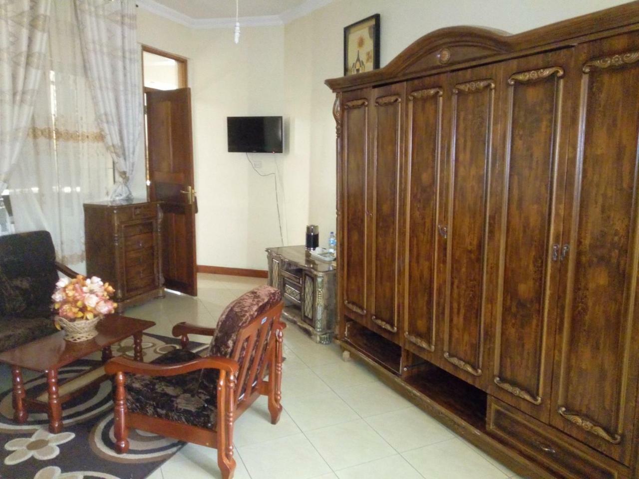Snow View Hotel Boma la Ngombe ภายนอก รูปภาพ