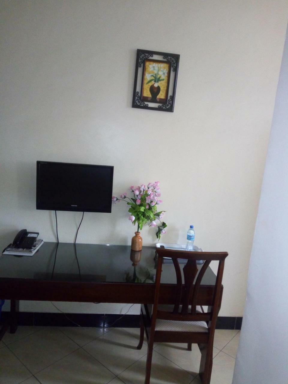 Snow View Hotel Boma la Ngombe ภายนอก รูปภาพ