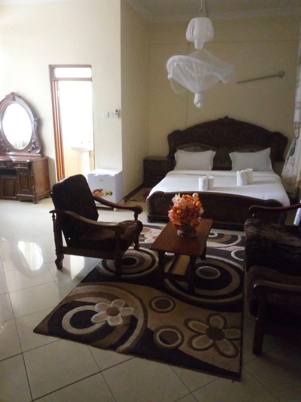 Snow View Hotel Boma la Ngombe ภายนอก รูปภาพ