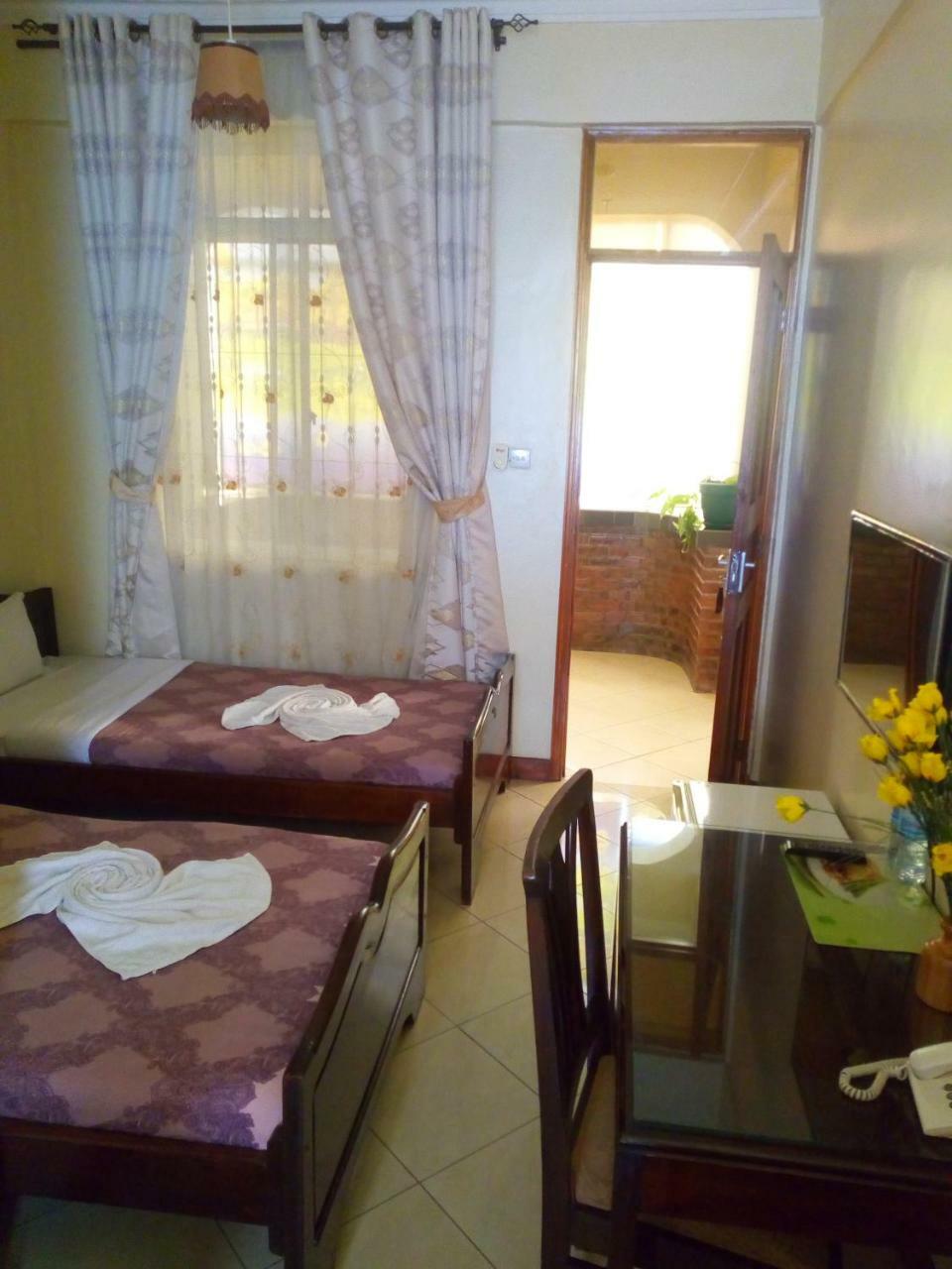 Snow View Hotel Boma la Ngombe ภายนอก รูปภาพ