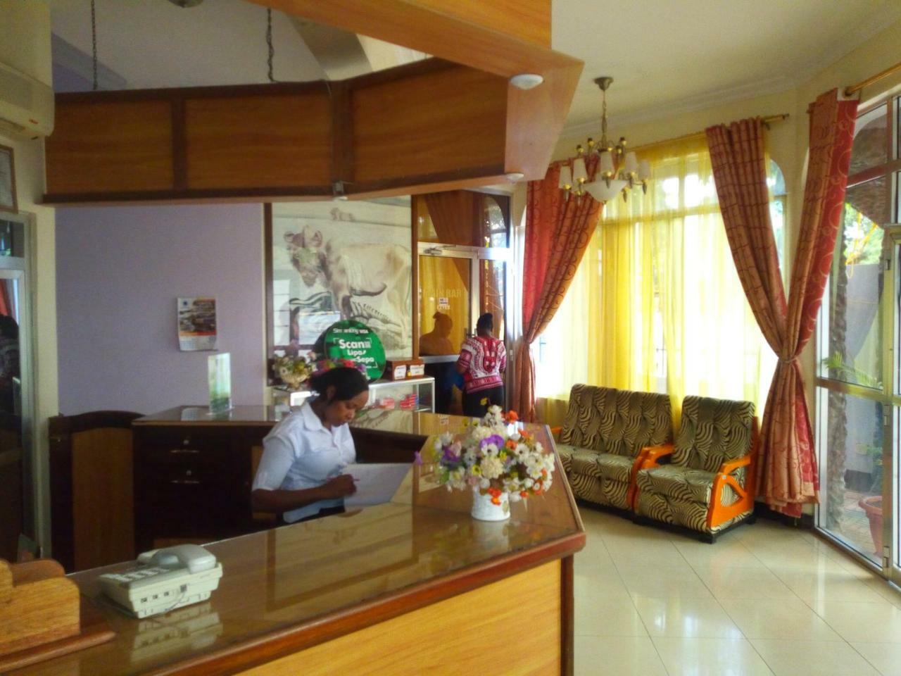 Snow View Hotel Boma la Ngombe ภายนอก รูปภาพ